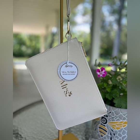 NWT- Miss to Mrs. Wristlet in Cream - Picture 1 of 4